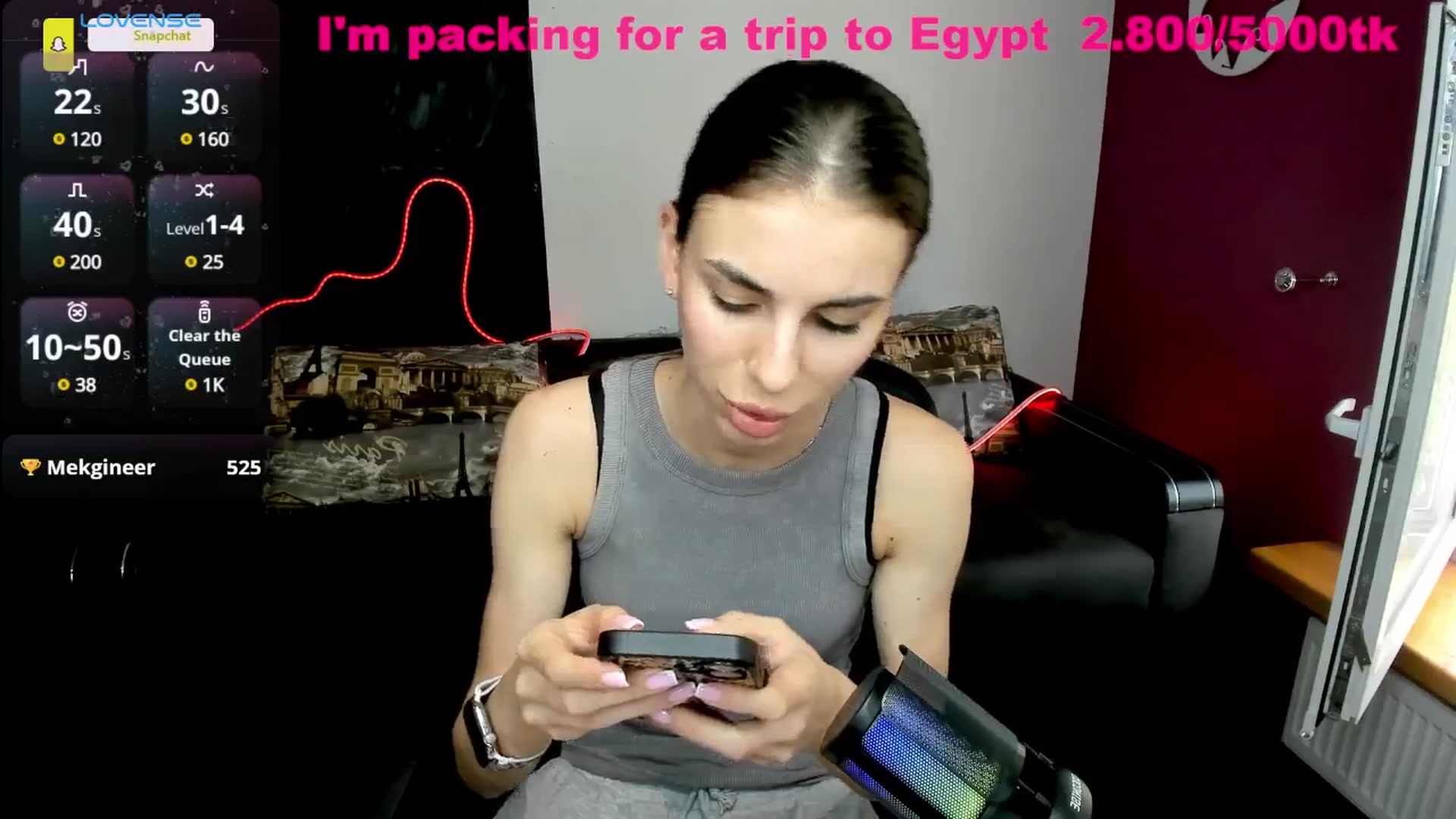 Gallery image thumbnail from Graceful_Doll's myfreecams stream on, 06/28/2025, 09:40 image 6 of 20