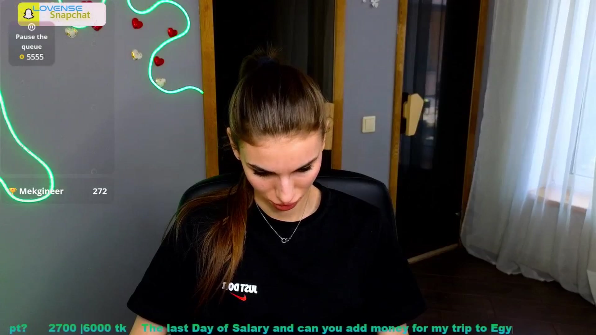 Gallery image thumbnail from Graceful_Doll's myfreecams stream on, 06/30/2025, 08:07 image 13 of 20