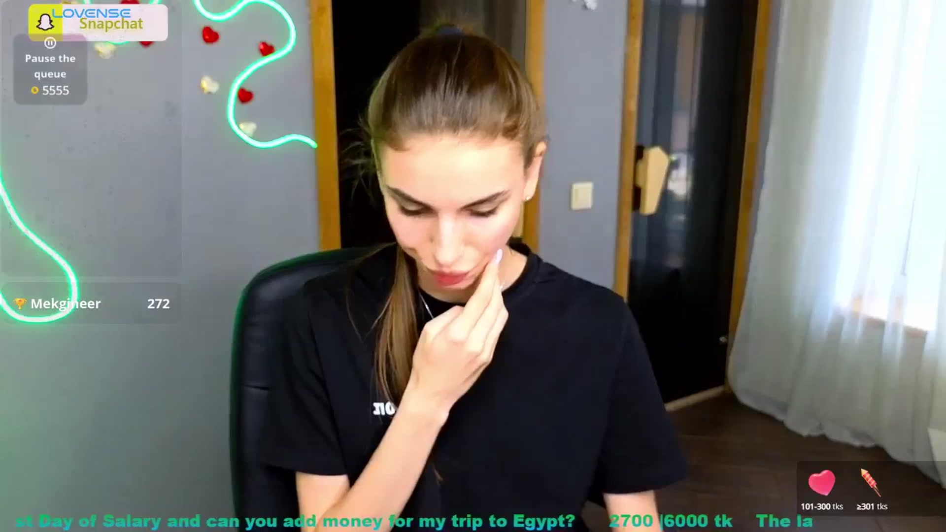 Gallery image thumbnail from Graceful_Doll's myfreecams stream on, 06/30/2025, 08:07 image 15 of 20