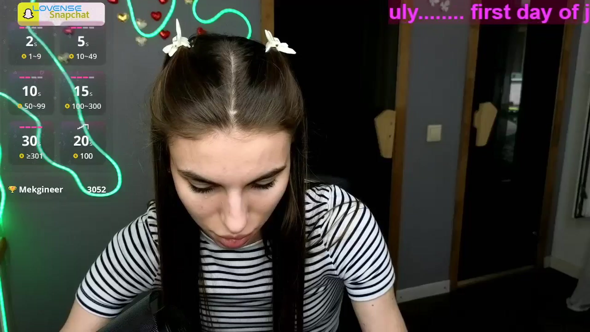Gallery image thumbnail from Graceful_Doll's myfreecams stream on, 07/01/2025, 11:11 image 11 of 20
