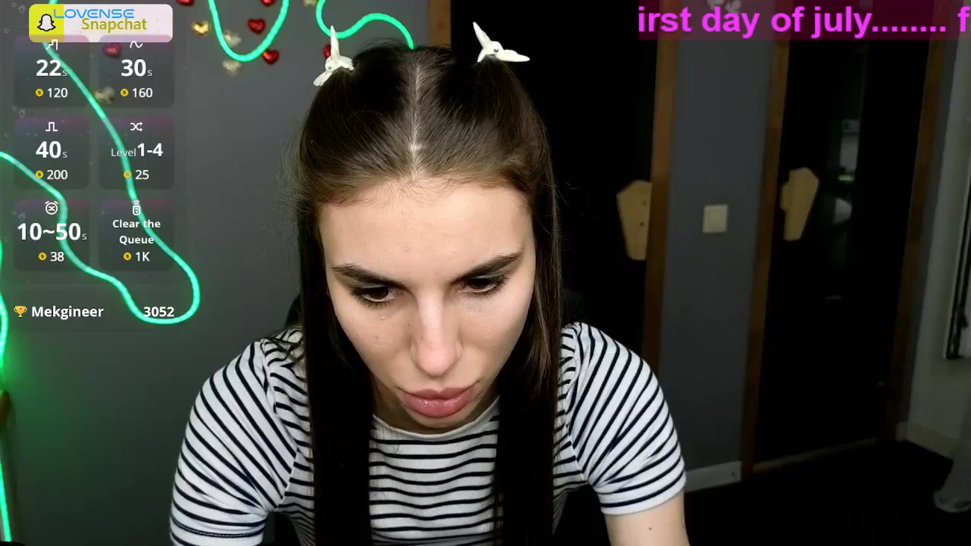 Gallery image thumbnail from Graceful_Doll's myfreecams stream on, 07/01/2025, 11:11 image 2 of 20