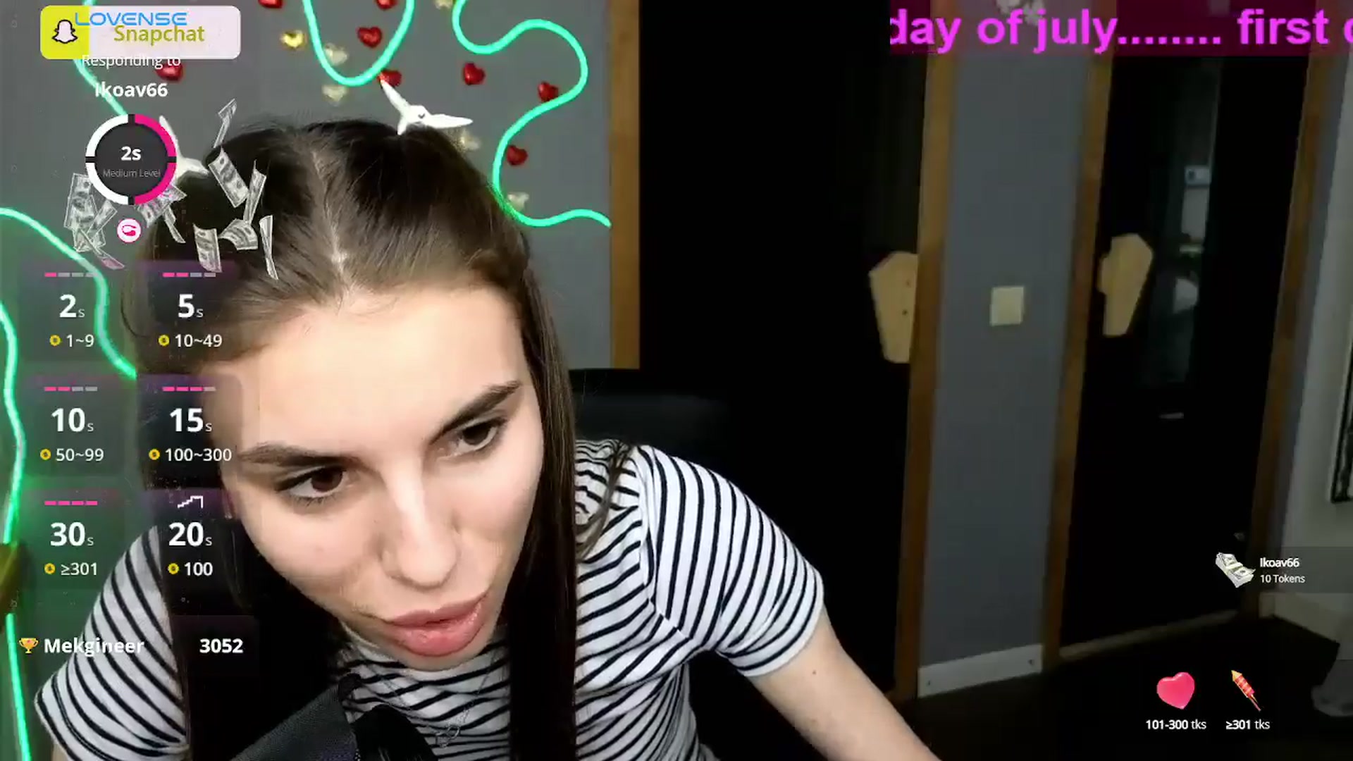 Gallery image thumbnail from Graceful_Doll's myfreecams stream on, 07/01/2025, 11:11 image 13 of 20