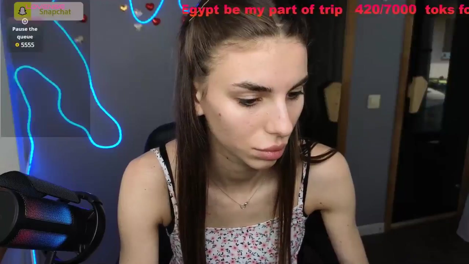 Gallery image thumbnail from Graceful_Doll's myfreecams stream on, 07/05/2025, 09:04 image 8 of 20