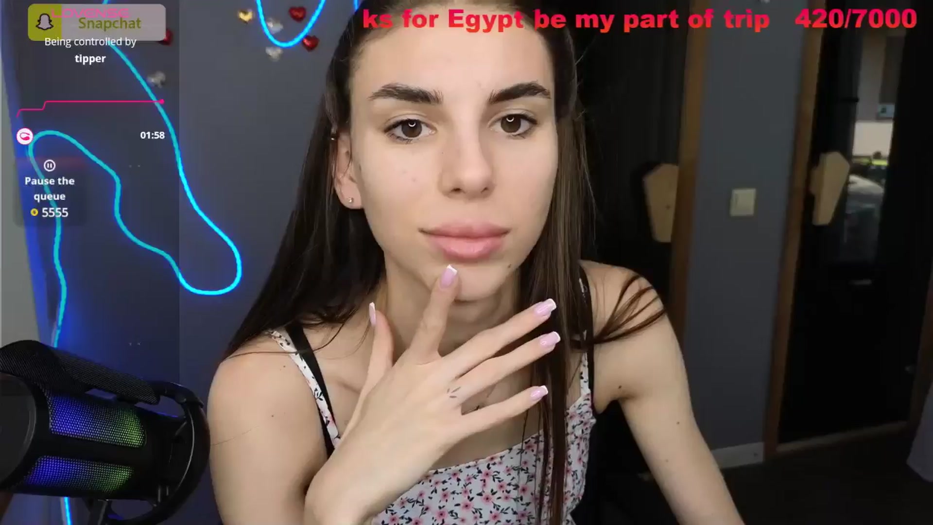 Gallery image thumbnail from Graceful_Doll's myfreecams stream on, 07/05/2025, 09:04 image 20 of 20