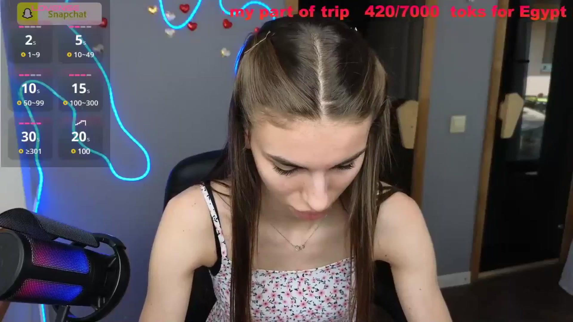 Gallery image thumbnail from Graceful_Doll's myfreecams stream on, 07/05/2025, 09:04 image 13 of 20