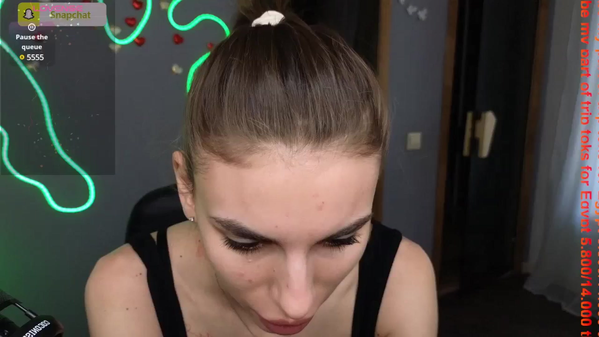 Gallery image thumbnail from Graceful_Doll's myfreecams stream on, 07/08/2025, 07:59 image 11 of 20