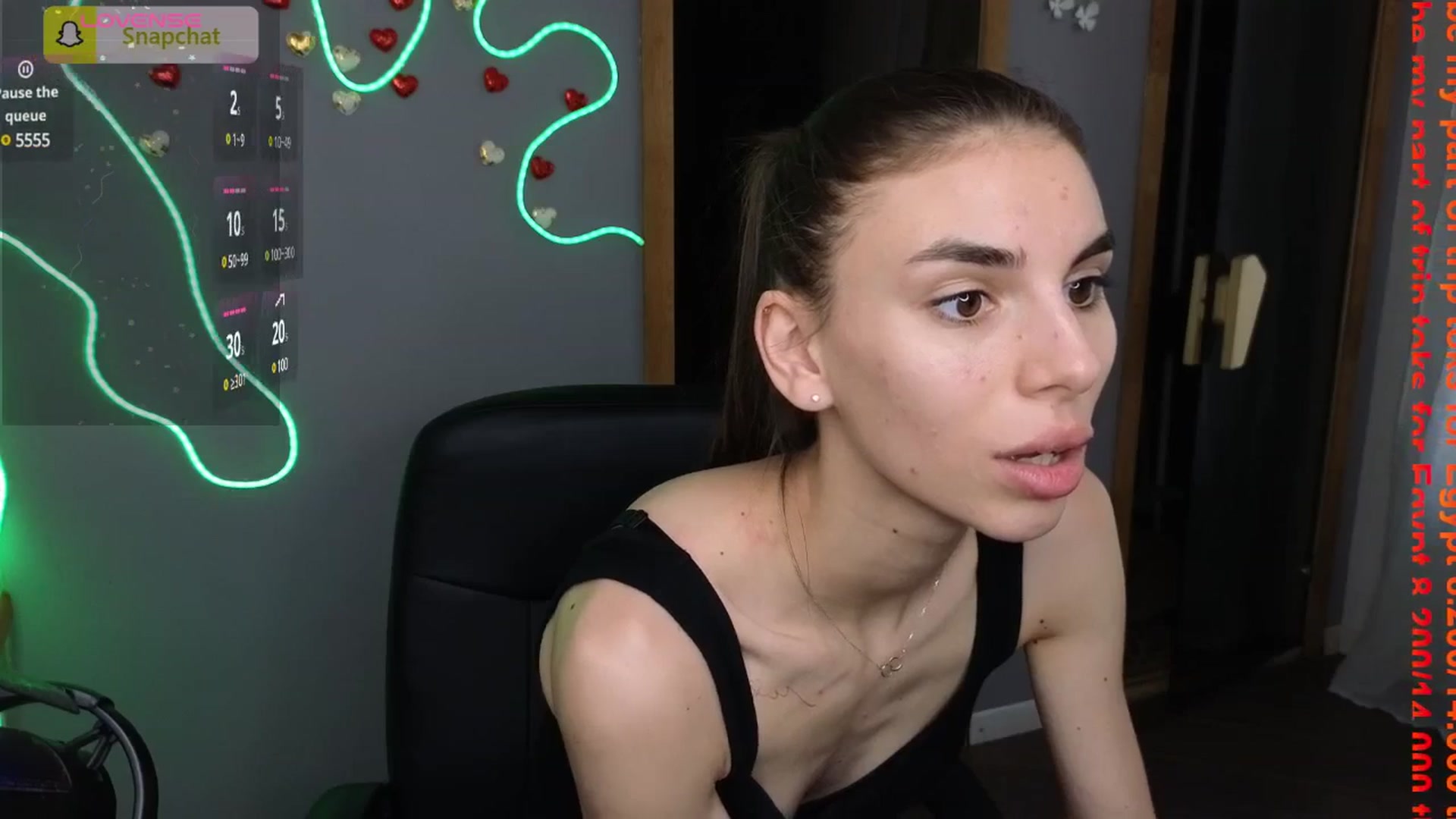 Gallery image thumbnail from Graceful_Doll's myfreecams stream on, 07/08/2025, 10:22 image 10 of 20