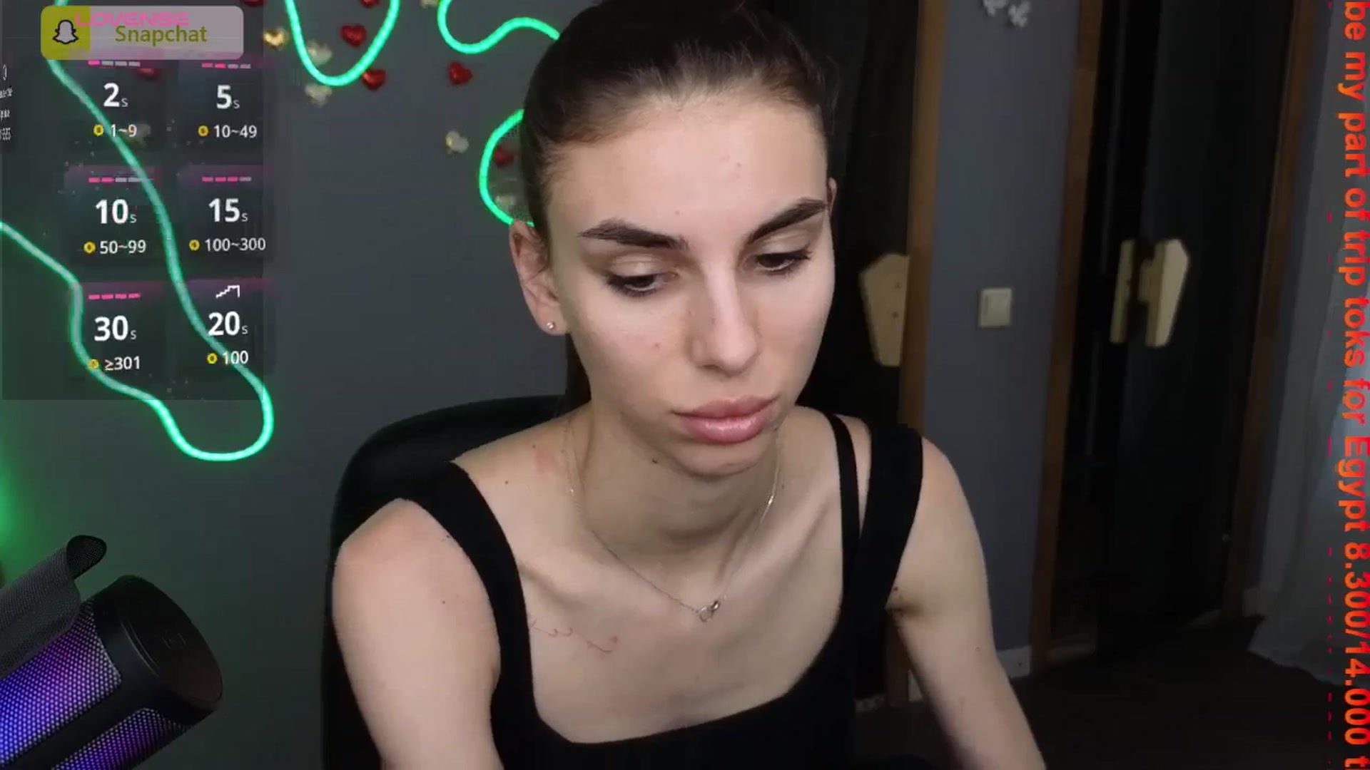 Gallery image thumbnail from Graceful_Doll's myfreecams stream on, 07/08/2025, 10:22 image 13 of 20