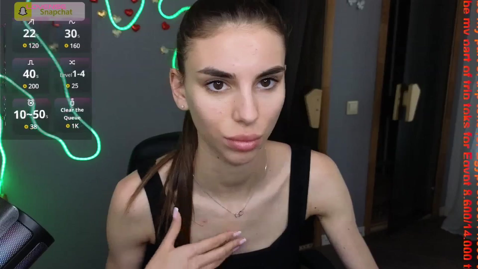 Gallery image thumbnail from Graceful_Doll's myfreecams stream on, 07/08/2025, 10:22 image 14 of 20