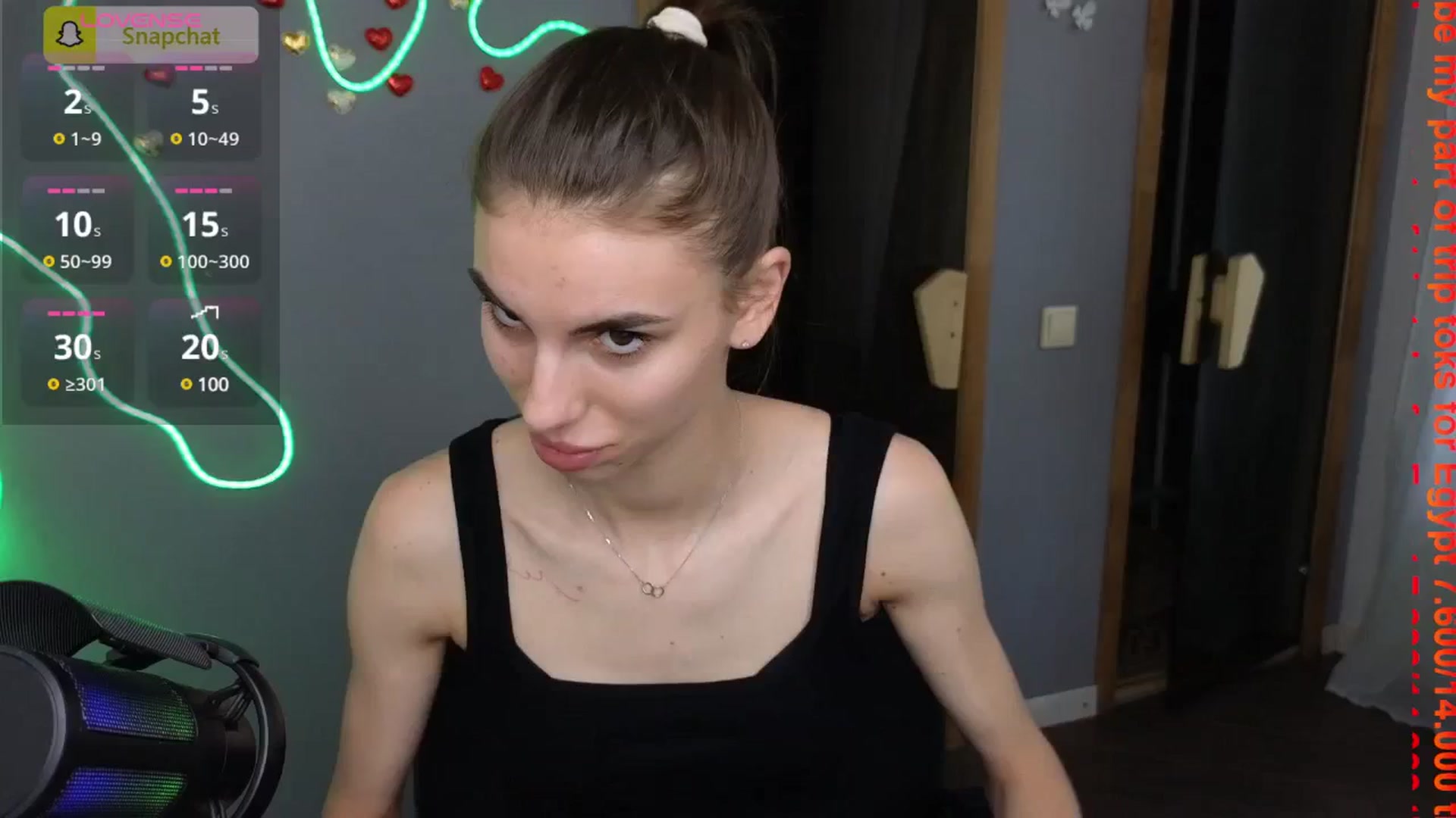 Gallery image thumbnail from Graceful_Doll's myfreecams stream on, 07/08/2025, 10:22 image 7 of 20