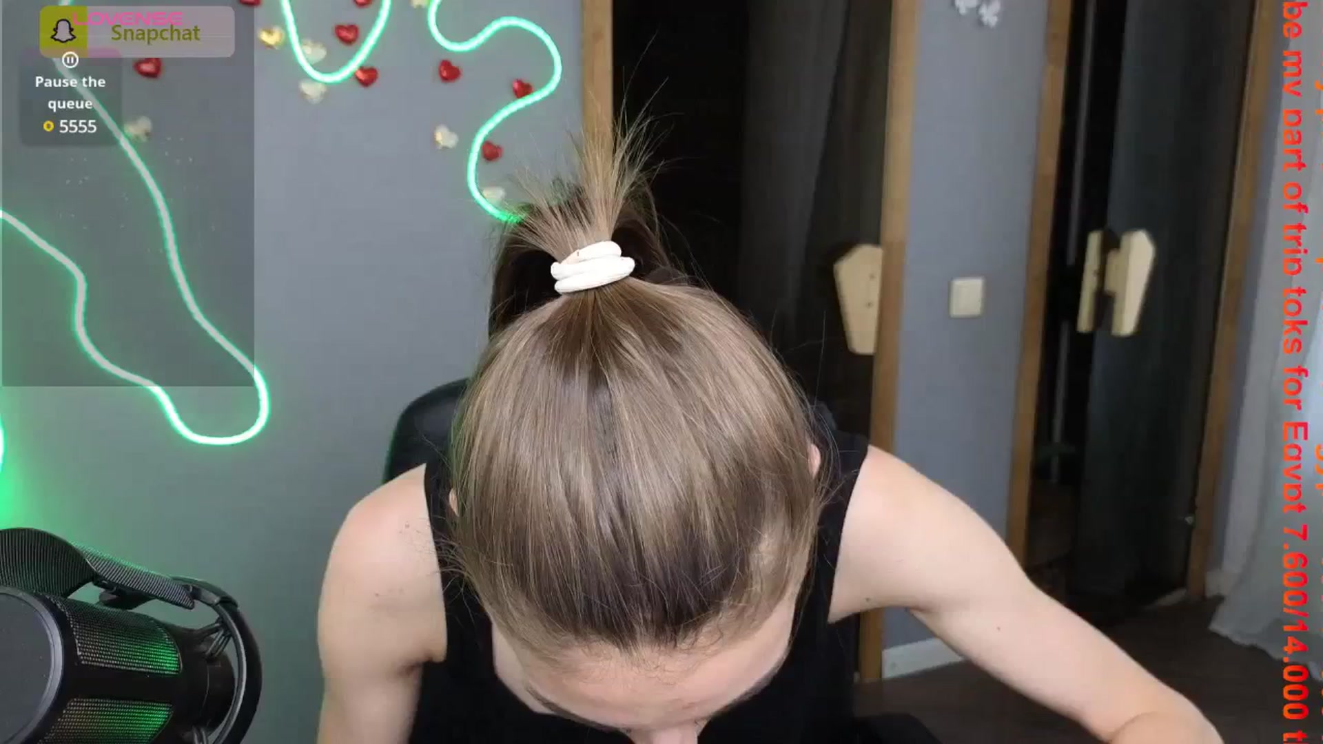 Gallery image thumbnail from Graceful_Doll's myfreecams stream on, 07/08/2025, 10:22 image 6 of 20
