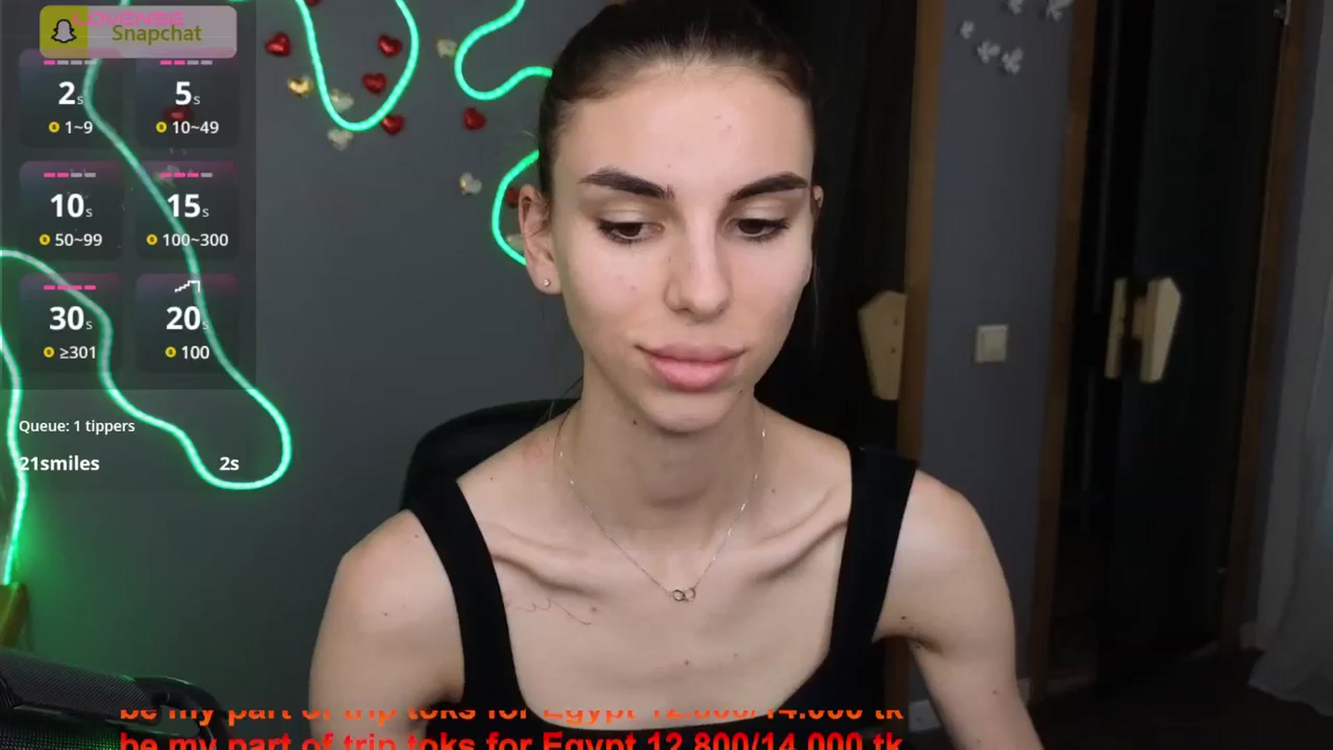 Gallery image thumbnail from Graceful_Doll's myfreecams stream on, 07/08/2025, 11:25 image 18 of 20