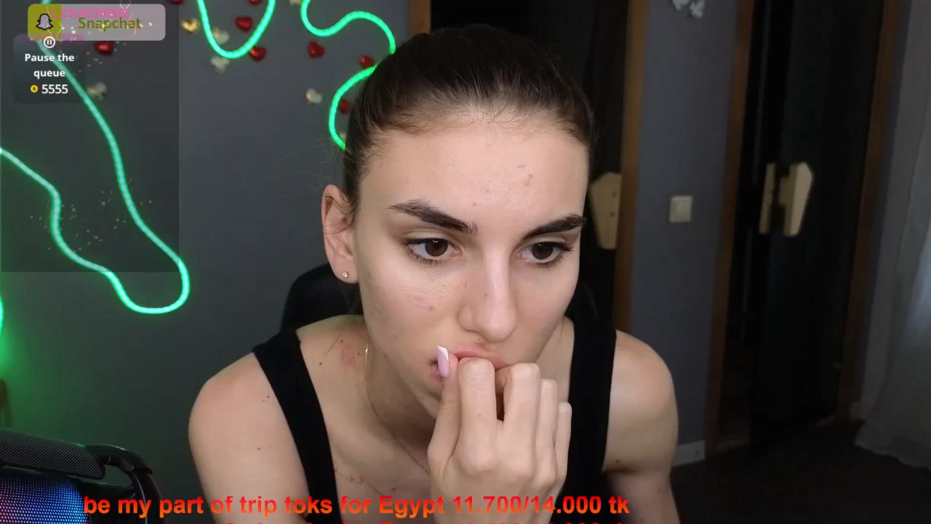 Gallery image thumbnail from Graceful_Doll's myfreecams stream on, 07/08/2025, 11:25 image 6 of 20