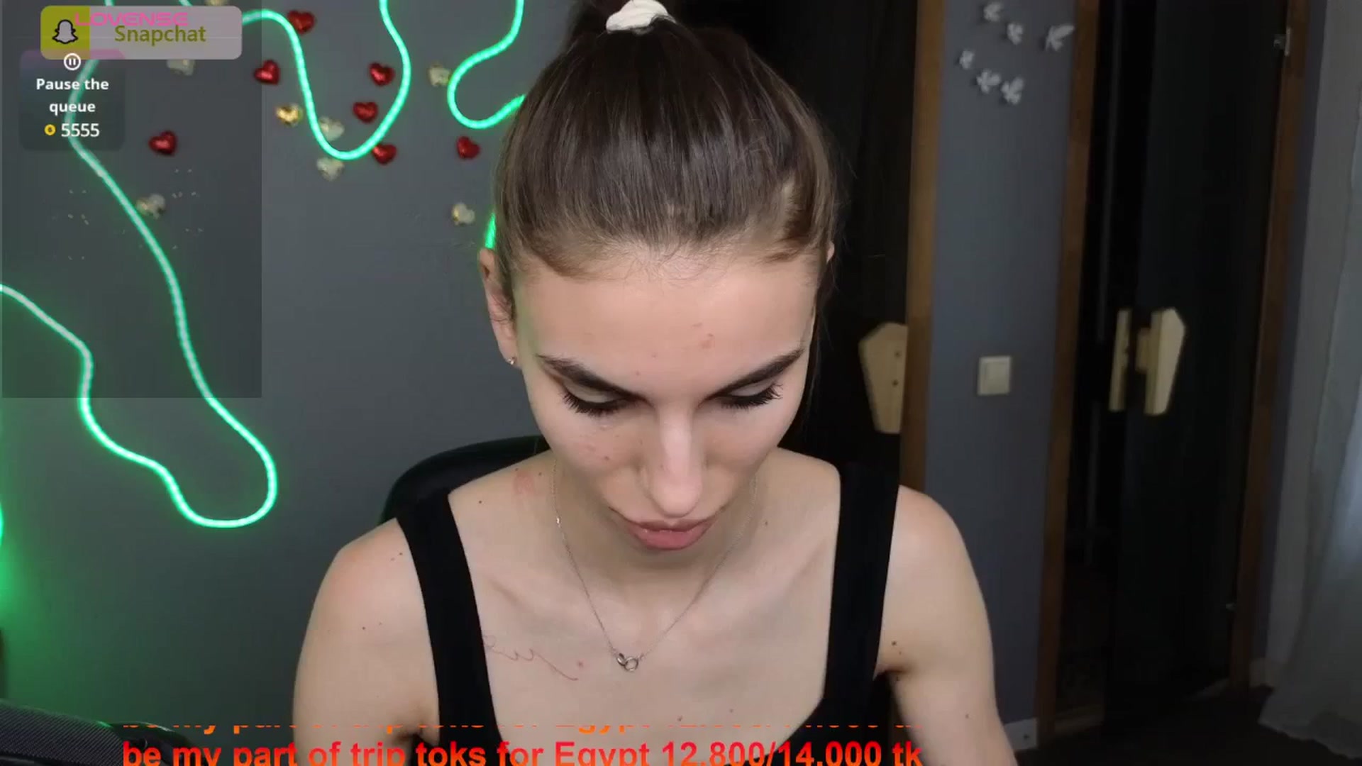 Gallery image thumbnail from Graceful_Doll's myfreecams stream on, 07/08/2025, 11:25 image 14 of 20