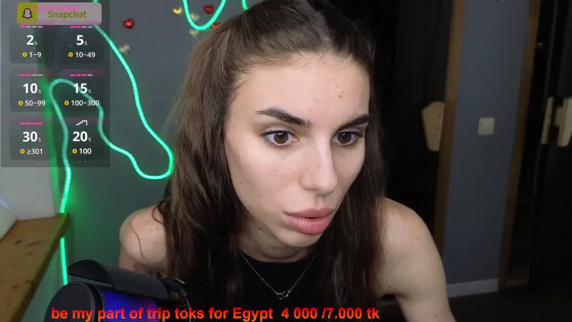 Gallery image thumbnail from Graceful_Doll's myfreecams stream on, 07/09/2025, 11:15 image 4 of 20