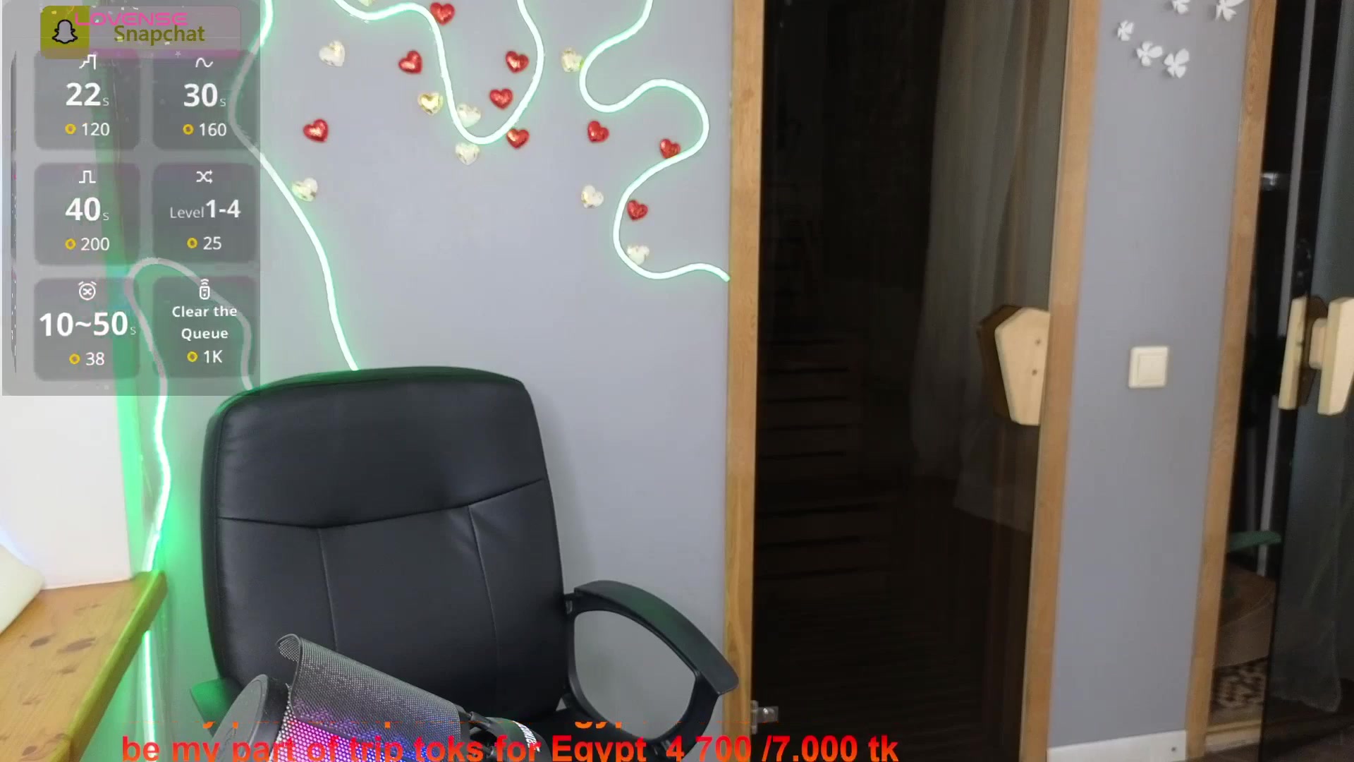 Gallery image thumbnail from Graceful_Doll's myfreecams stream on, 07/09/2025, 11:15 image 13 of 20