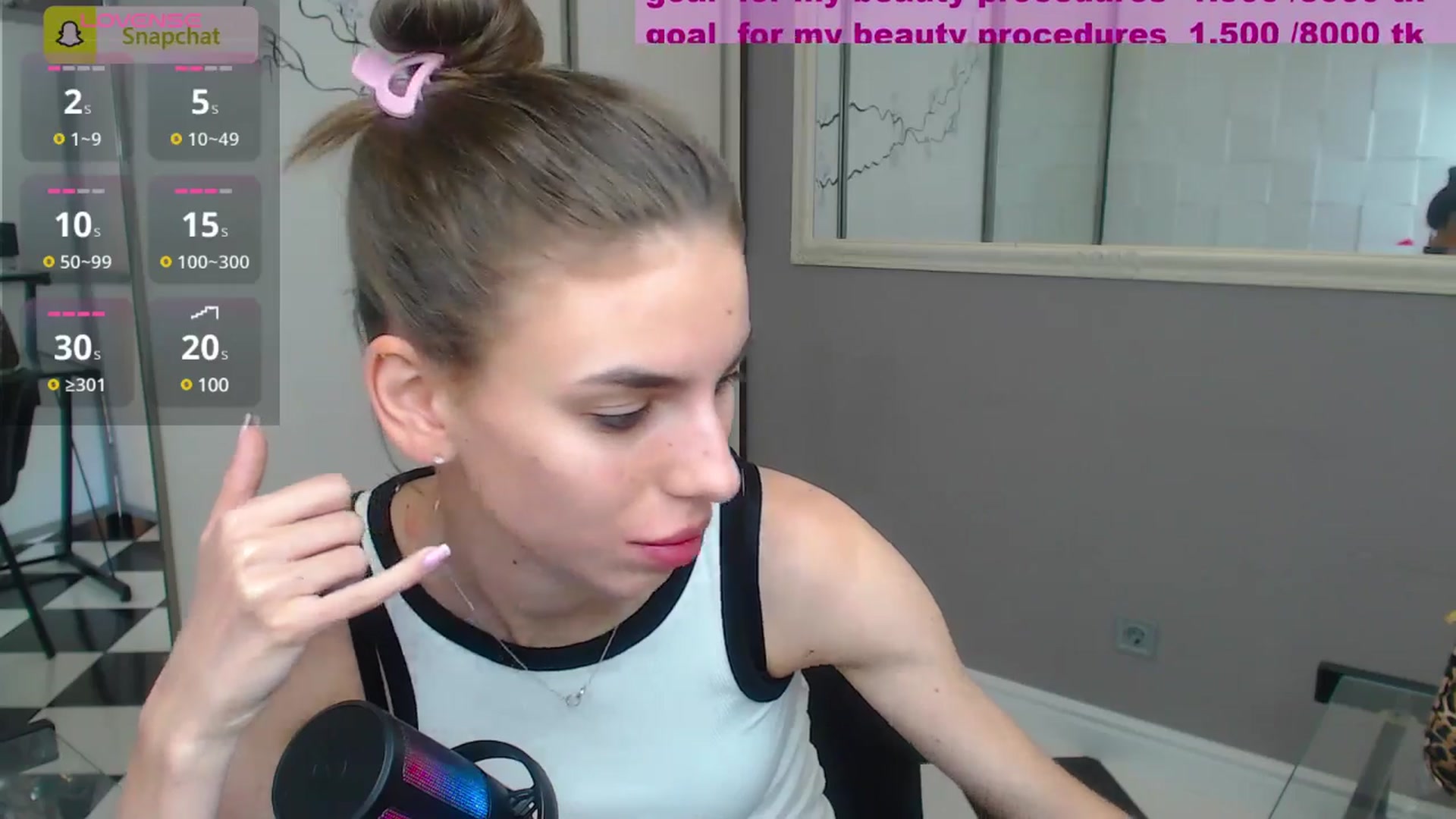 Gallery image thumbnail from Graceful_Doll's myfreecams stream on, 07/10/2025, 11:45 image 3 of 20