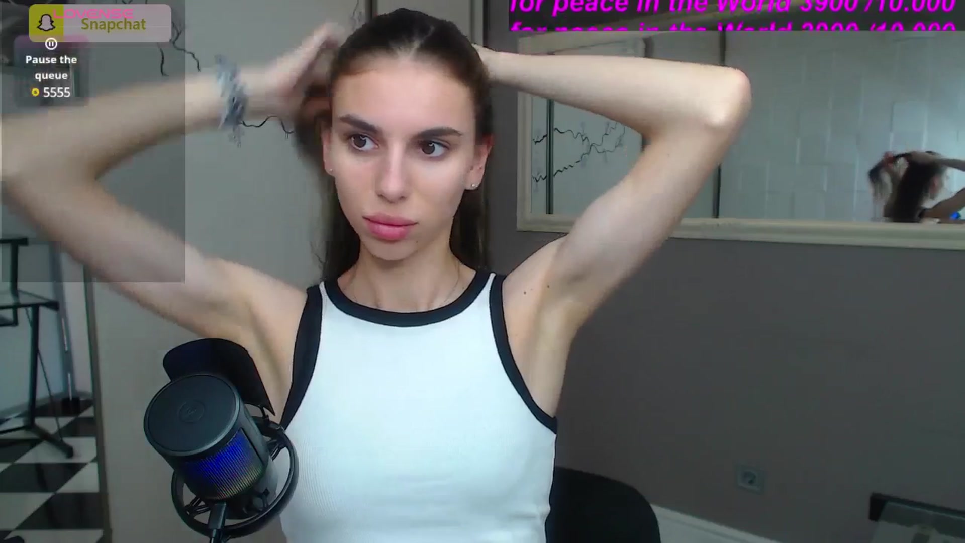 Gallery image thumbnail from Graceful_Doll's myfreecams stream on, 07/12/2025, 10:40 image 17 of 20