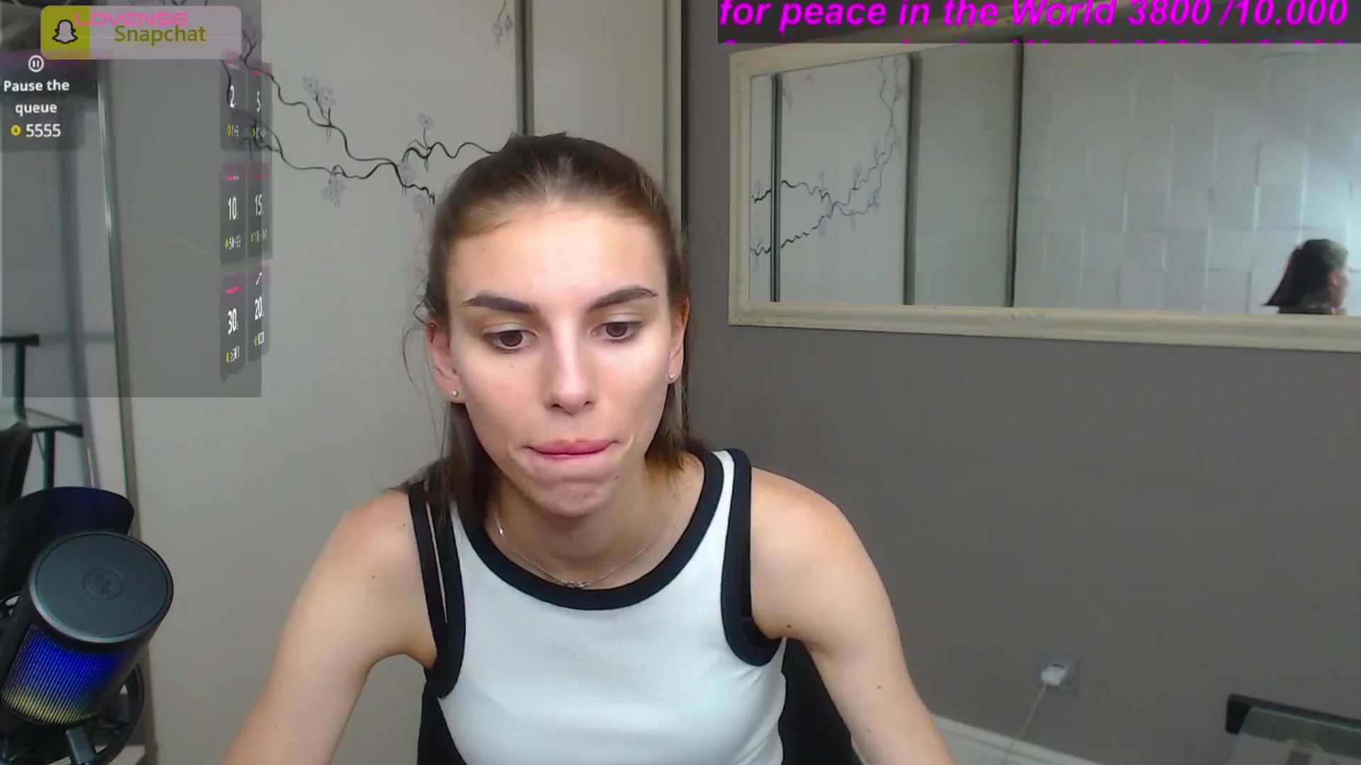 Gallery image thumbnail from Graceful_Doll's myfreecams stream on, 07/12/2025, 10:40 image 13 of 20