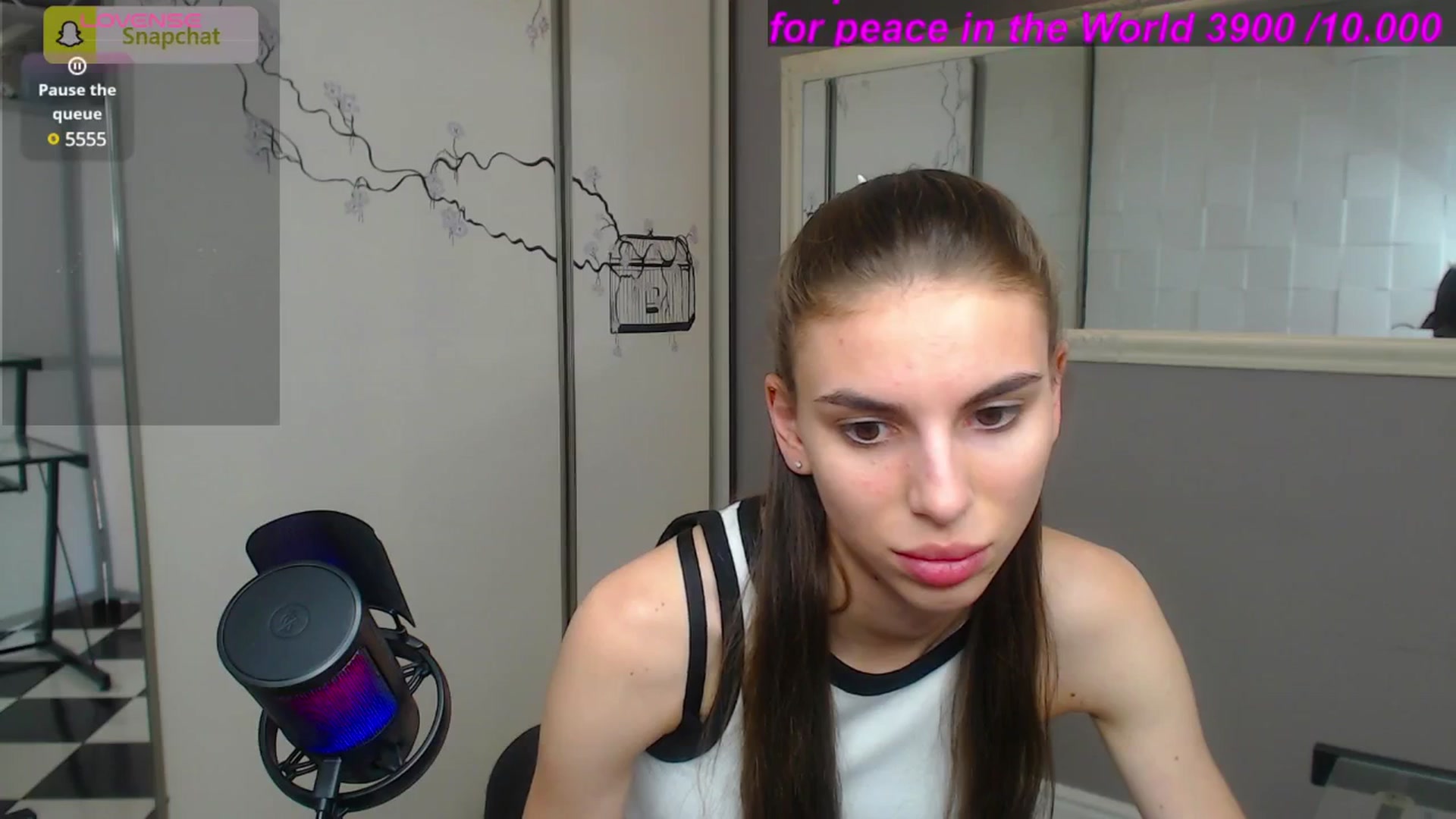 Gallery image thumbnail from Graceful_Doll's myfreecams stream on, 07/12/2025, 10:40 image 19 of 20