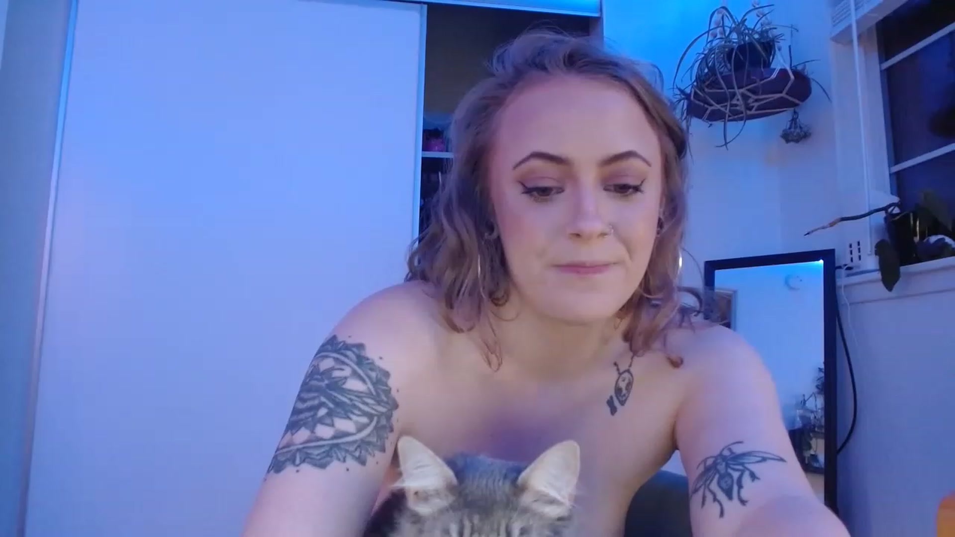 Gallery image thumbnail from Gracexgala's myfreecams stream on, 11/19/2022, 09:33 image 20 of 20