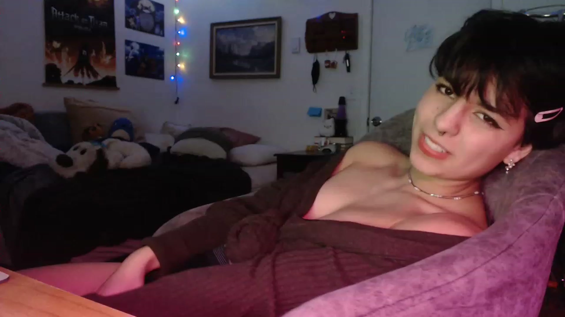 Gallery image thumbnail from Gracey_Bunny's myfreecams stream on, 03/18/2023, 12:57 image 9 of 20