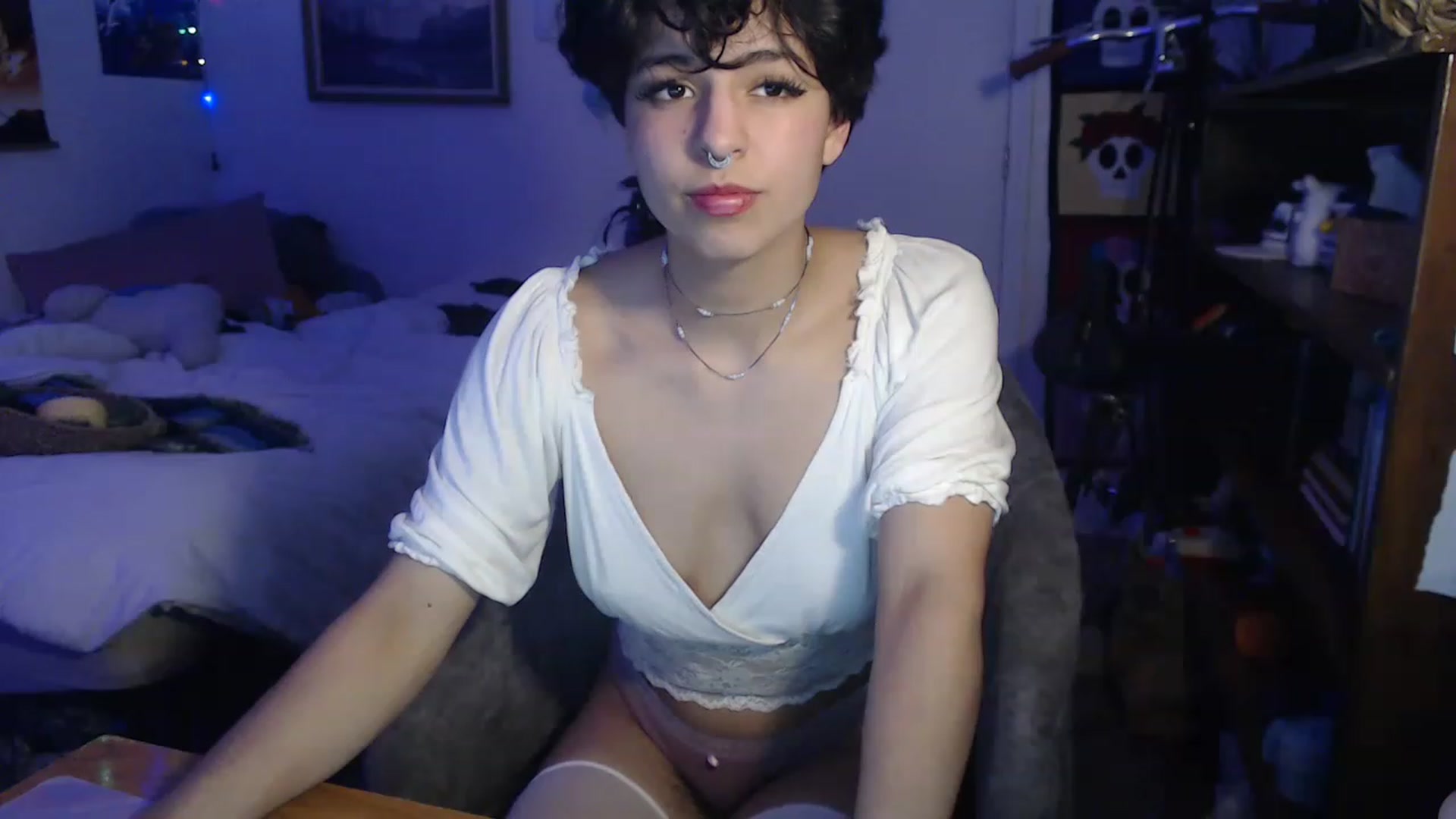 Gallery image thumbnail from Gracey_Bunny's myfreecams stream on, 04/18/2023, 07:39 image 13 of 20