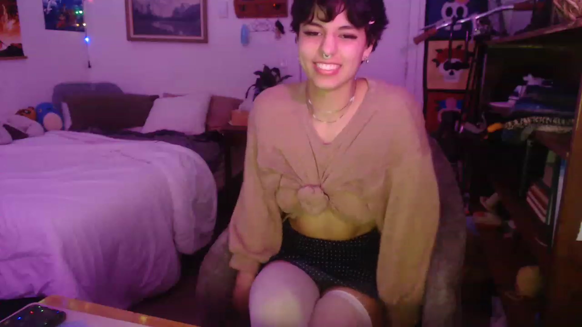 Gallery image thumbnail from Gracey_Bunny's myfreecams stream on, 04/20/2023, 09:00 image 7 of 20