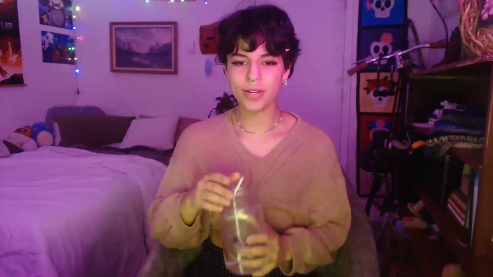 Gallery image thumbnail from Gracey_Bunny's myfreecams stream on, 04/20/2023, 09:00 image 3 of 20