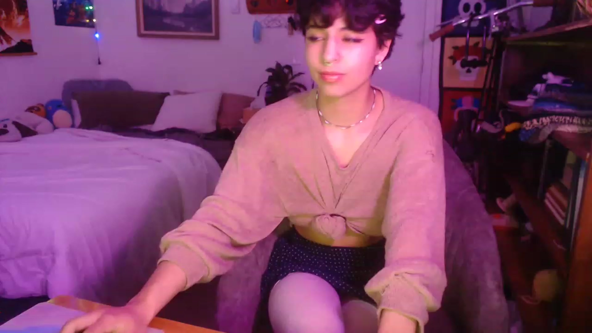 Gallery image thumbnail from Gracey_Bunny's myfreecams stream on, 04/20/2023, 09:00 image 20 of 20