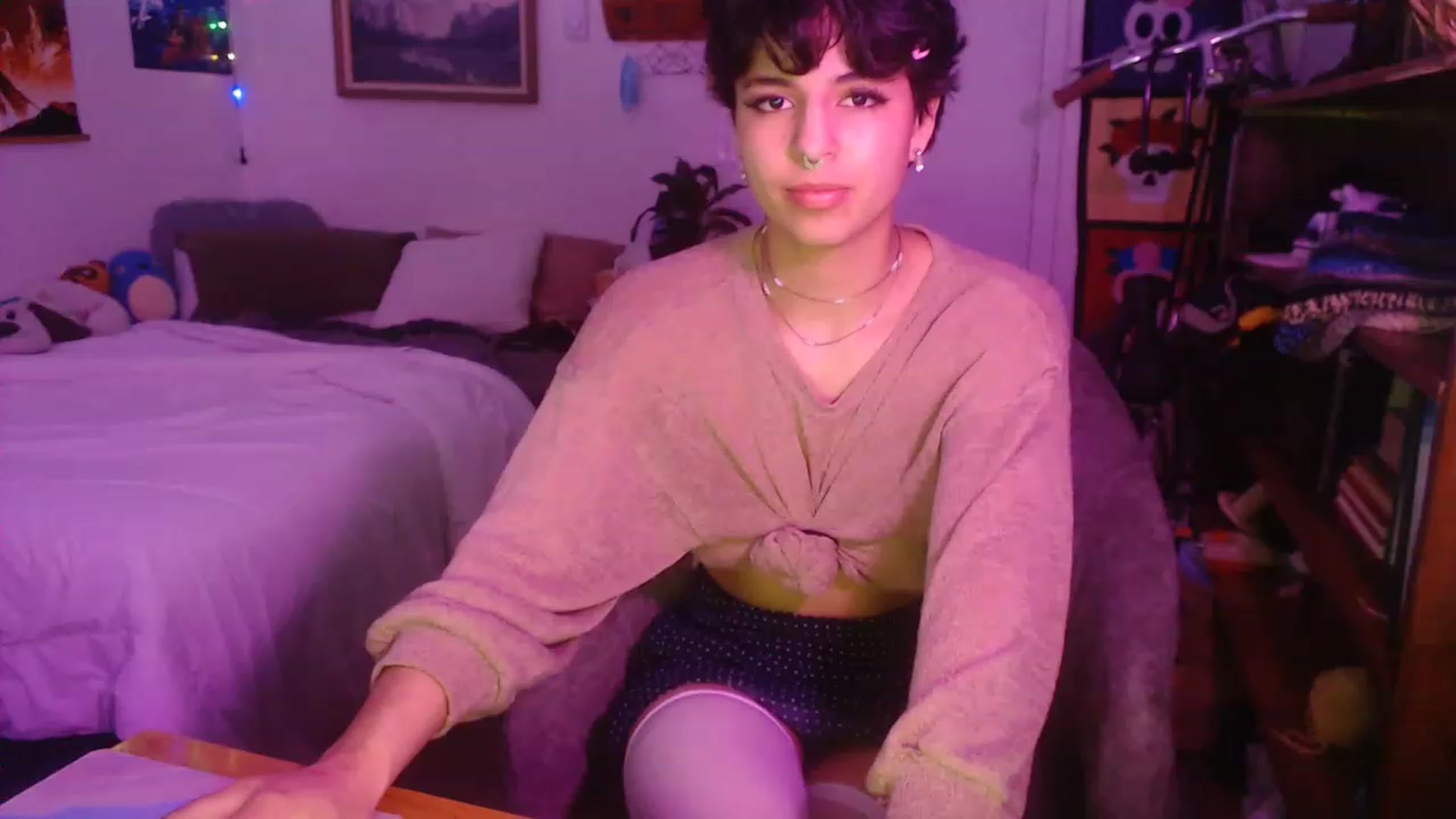 Gallery image thumbnail from Gracey_Bunny's myfreecams stream on, 04/20/2023, 09:00 image 17 of 20