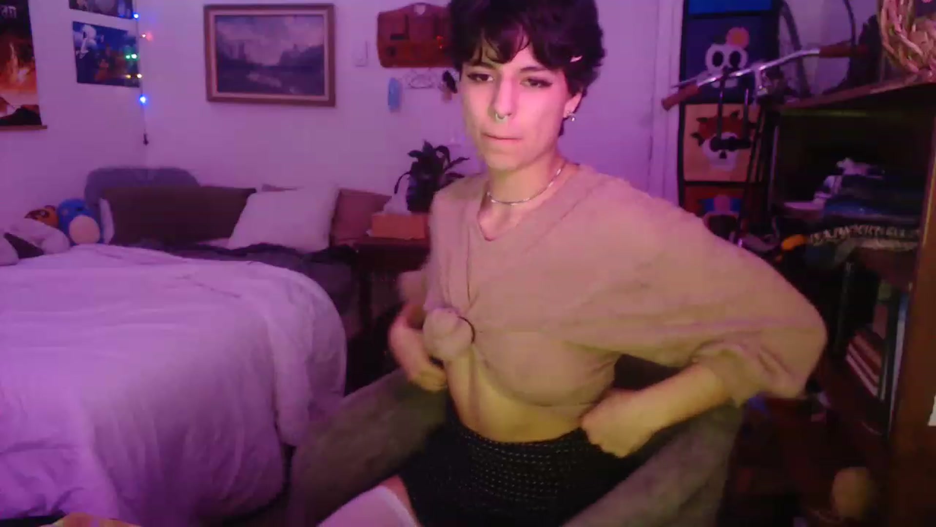 Gallery image thumbnail from Gracey_Bunny's myfreecams stream on, 04/20/2023, 09:00 image 12 of 20