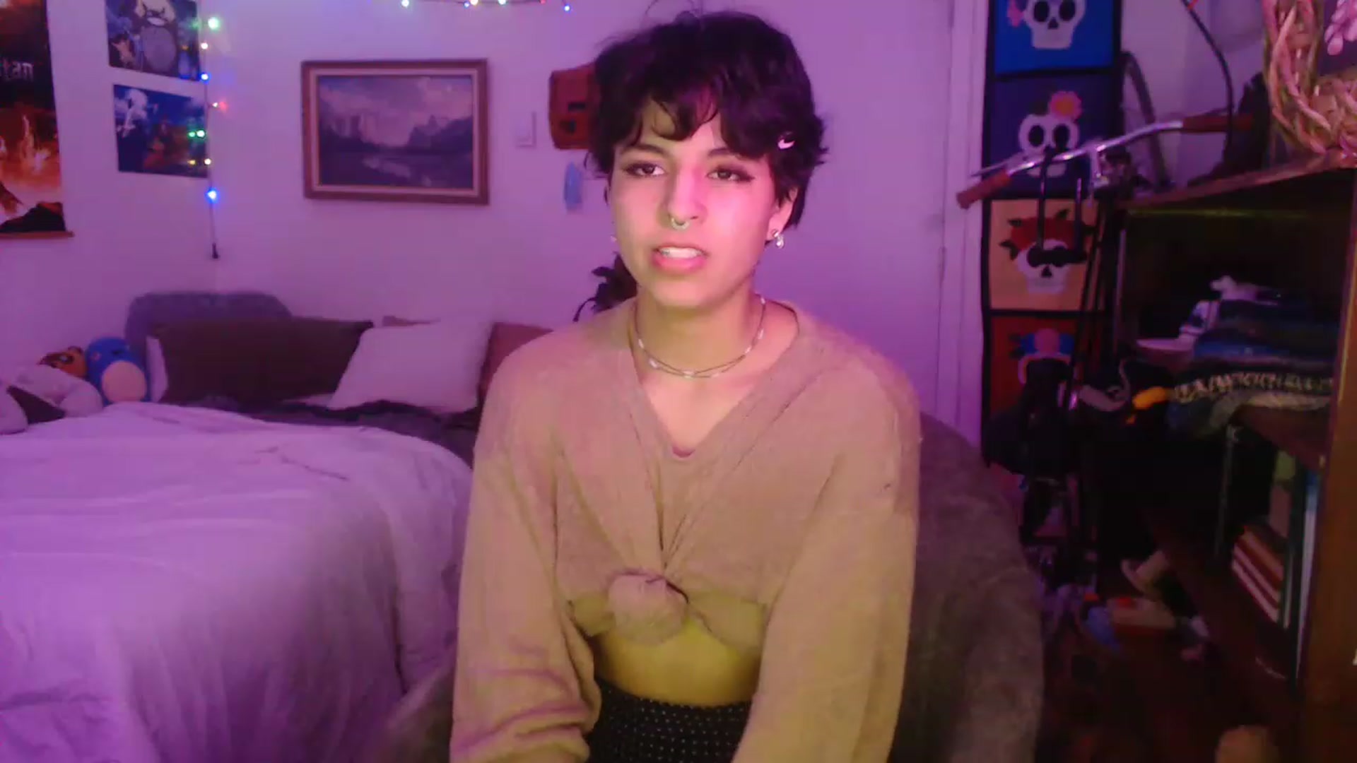 Gallery image thumbnail from Gracey_Bunny's myfreecams stream on, 04/20/2023, 09:00 image 2 of 20