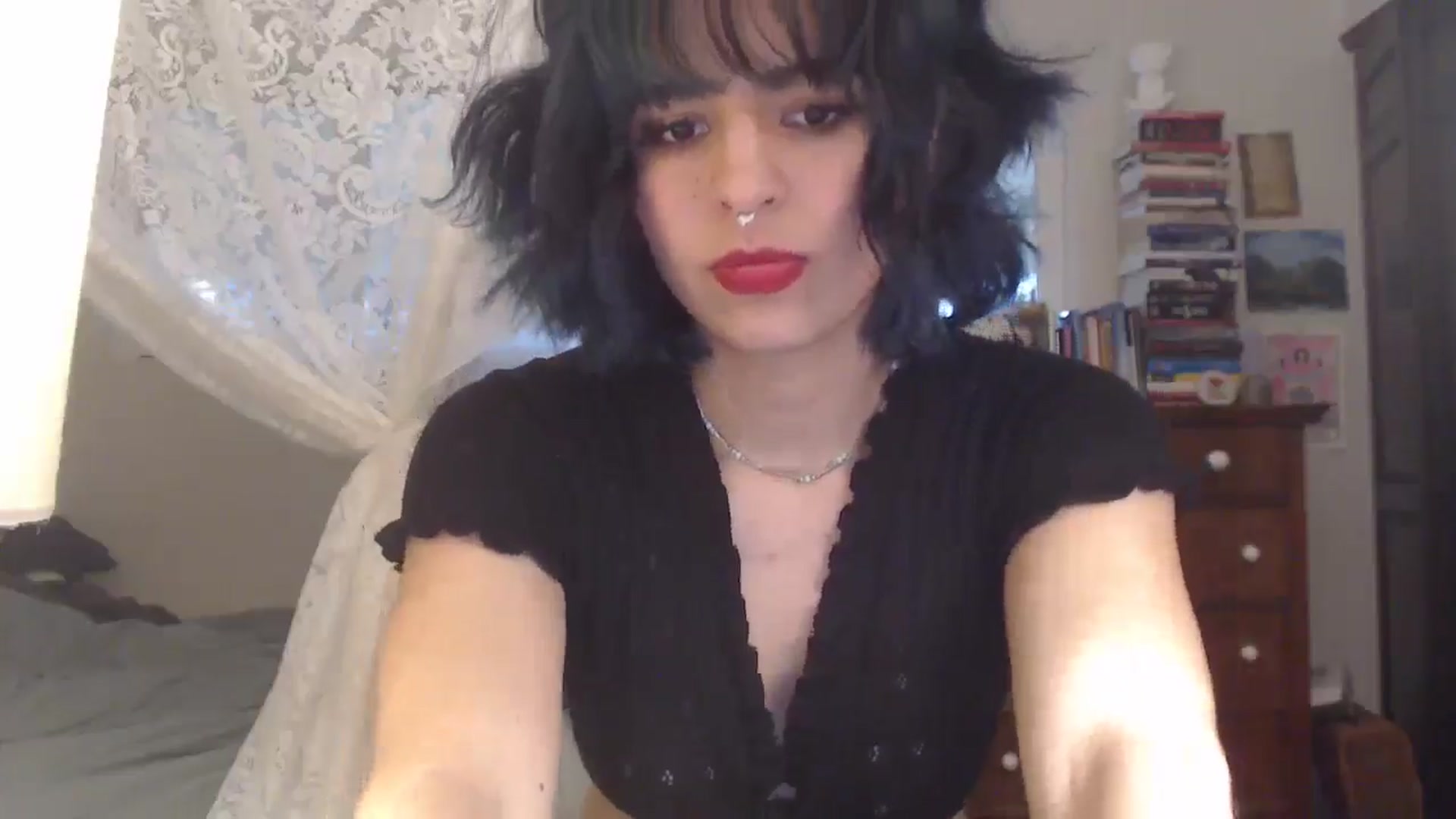 Gallery image thumbnail from Gracey_Bunny's myfreecams stream on, 05/28/2025, 03:20 image 17 of 20