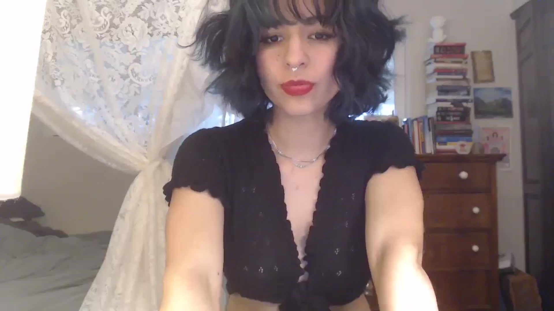 Gallery image thumbnail from Gracey_Bunny's myfreecams stream on, 05/28/2025, 03:20 image 15 of 20