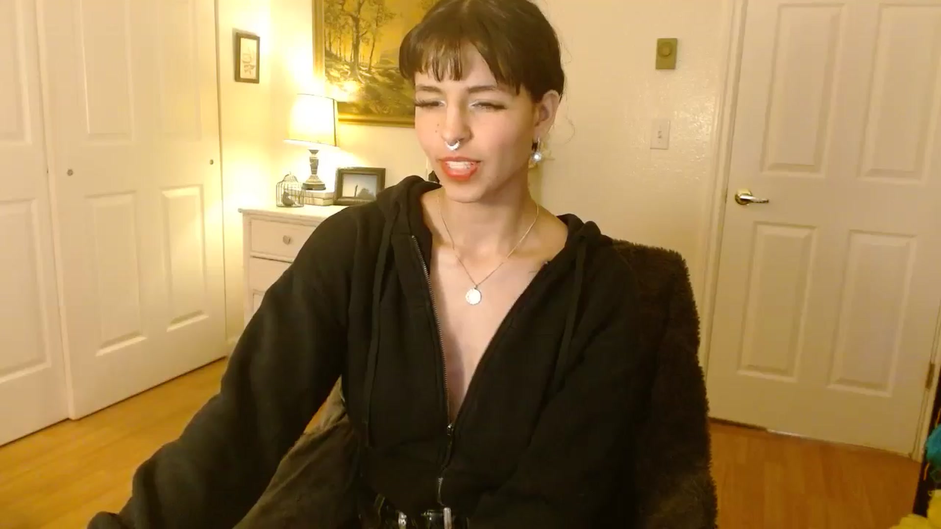 Gallery image thumbnail from Gracey_Bunny's myfreecams stream on, 04/27/2026, 02:38 image 6 of 20