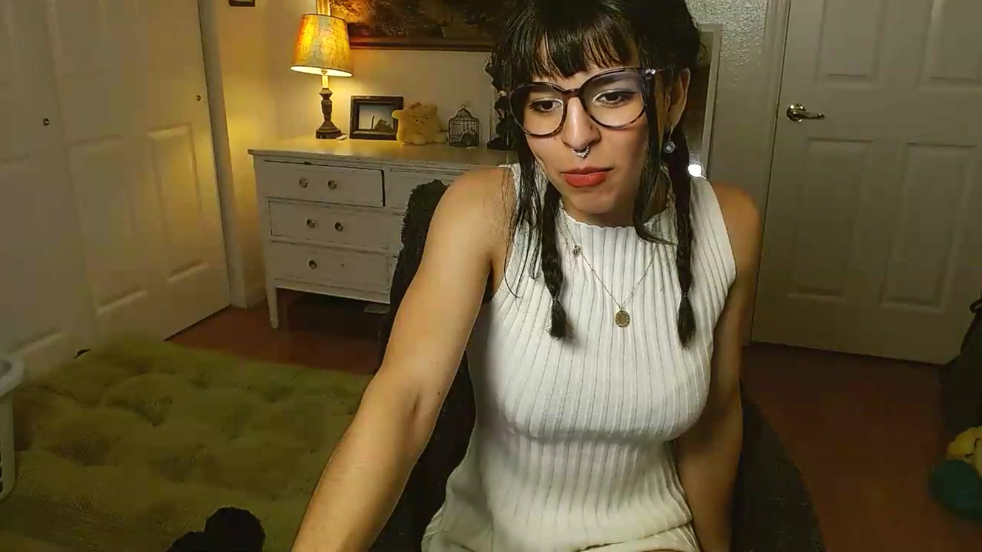Gallery image thumbnail from Gracey_Bunny's myfreecams stream on, 06/05/2026, 03:08 image 20 of 20