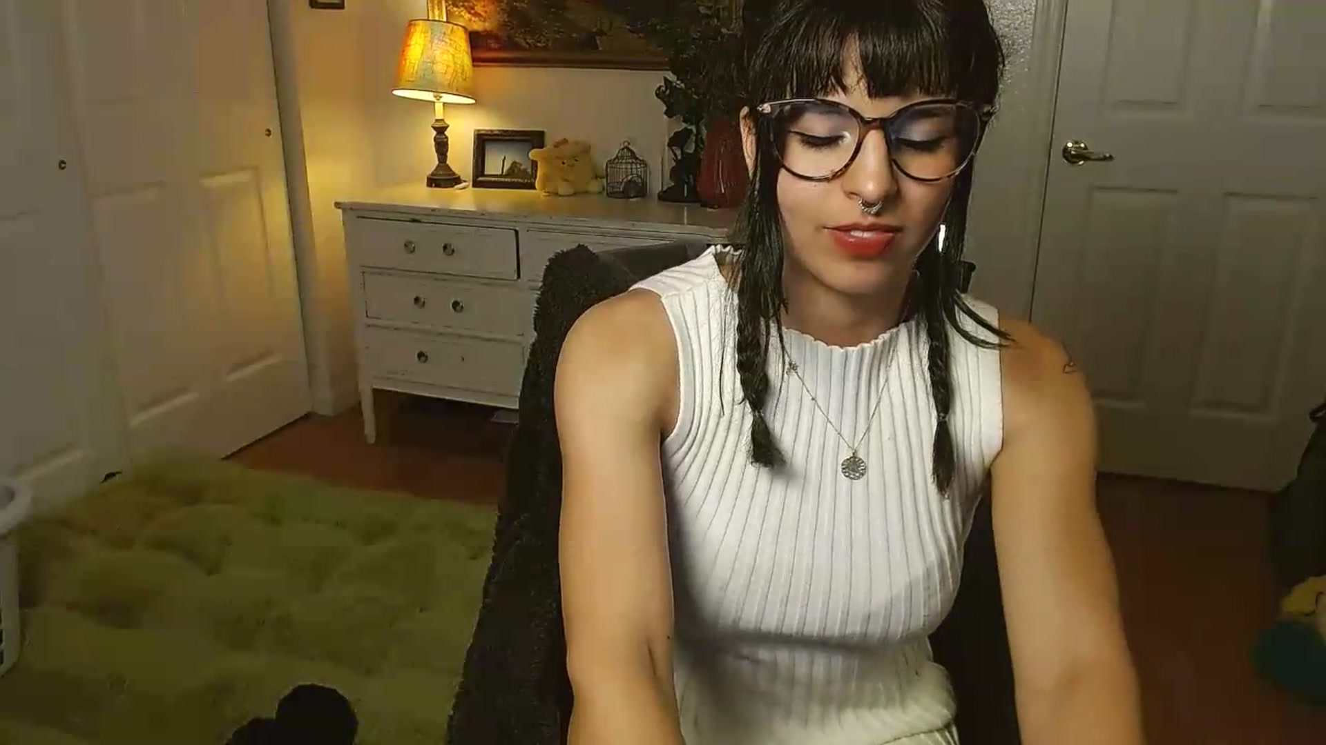 Gallery image thumbnail from Gracey_Bunny's myfreecams stream on, 06/05/2026, 03:08 image 18 of 20