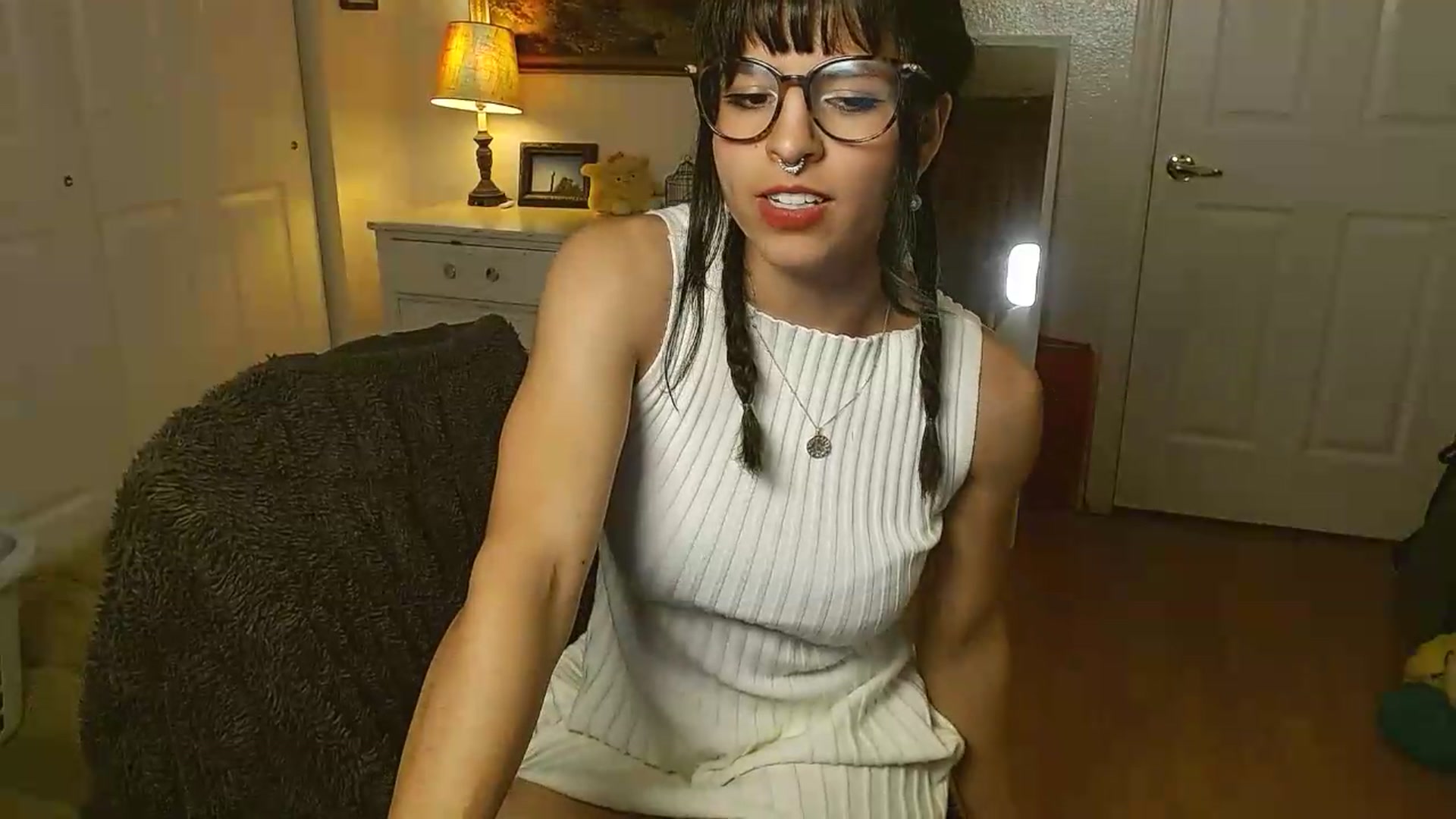 Gallery image thumbnail from Gracey_Bunny's myfreecams stream on, 06/05/2026, 03:08 image 2 of 20