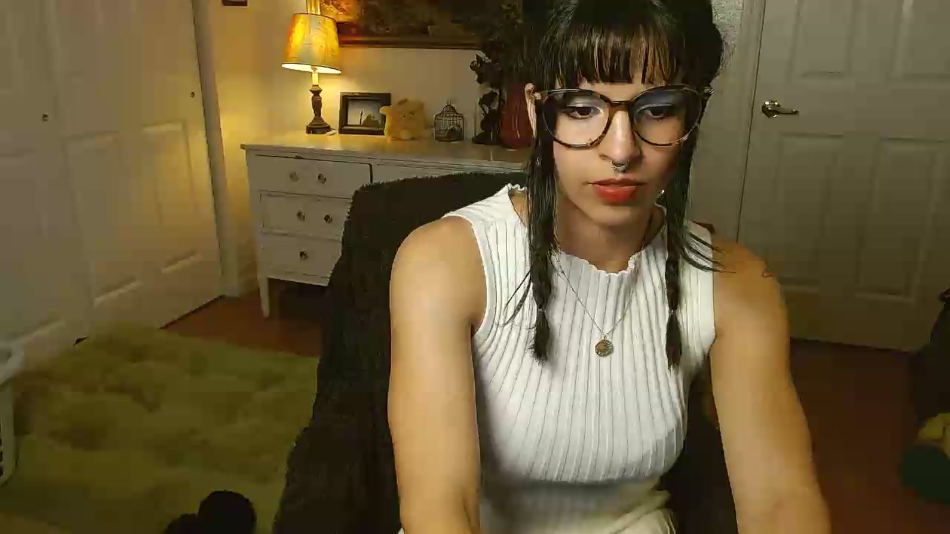 Gallery image thumbnail from Gracey_Bunny's myfreecams stream on, 06/05/2026, 03:08 image 1 of 20