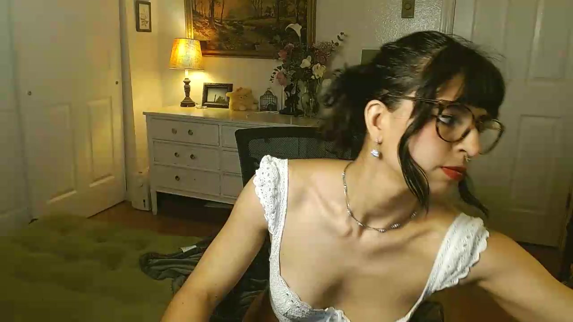 Gallery image thumbnail from Gracey_Bunny's myfreecams stream on, 06/13/2026, 01:08 image 2 of 20