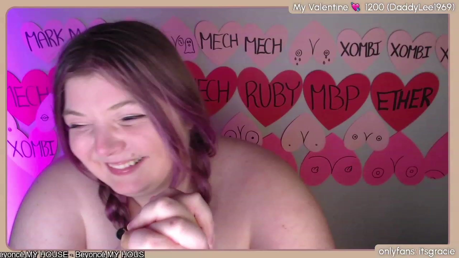 Gallery image thumbnail from Gracie's myfreecams stream on, 02/11/2024, 01:08 image 17 of 20