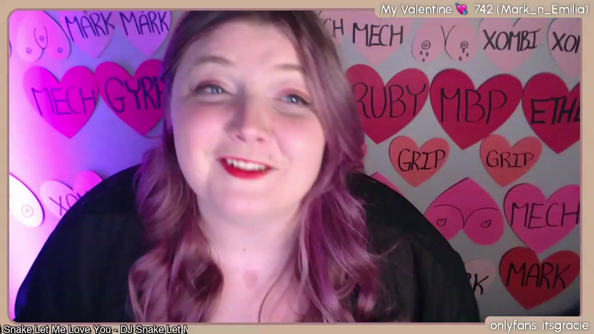 Gallery image thumbnail from Gracie's myfreecams stream on, 02/14/2024, 01:41 image 15 of 20
