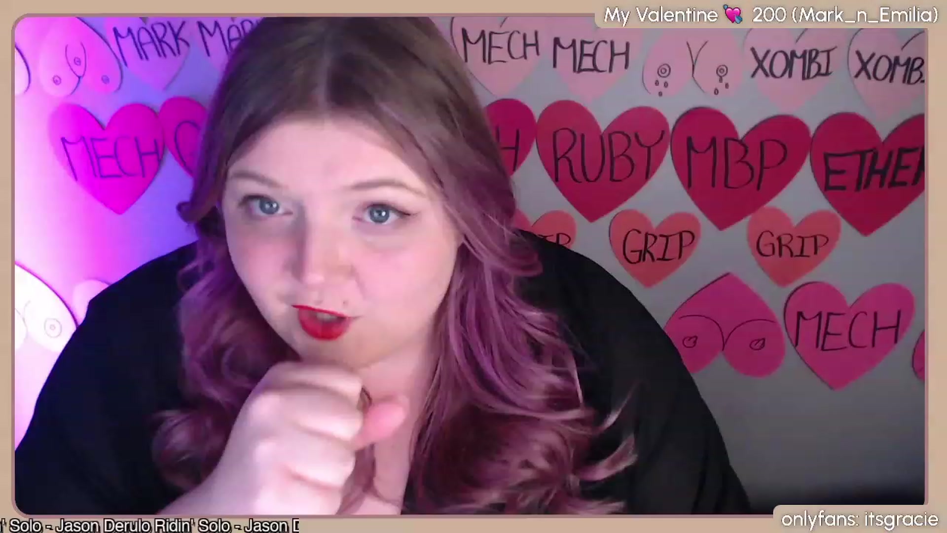 Gallery image thumbnail from Gracie's myfreecams stream on, 02/14/2024, 01:41 image 11 of 20