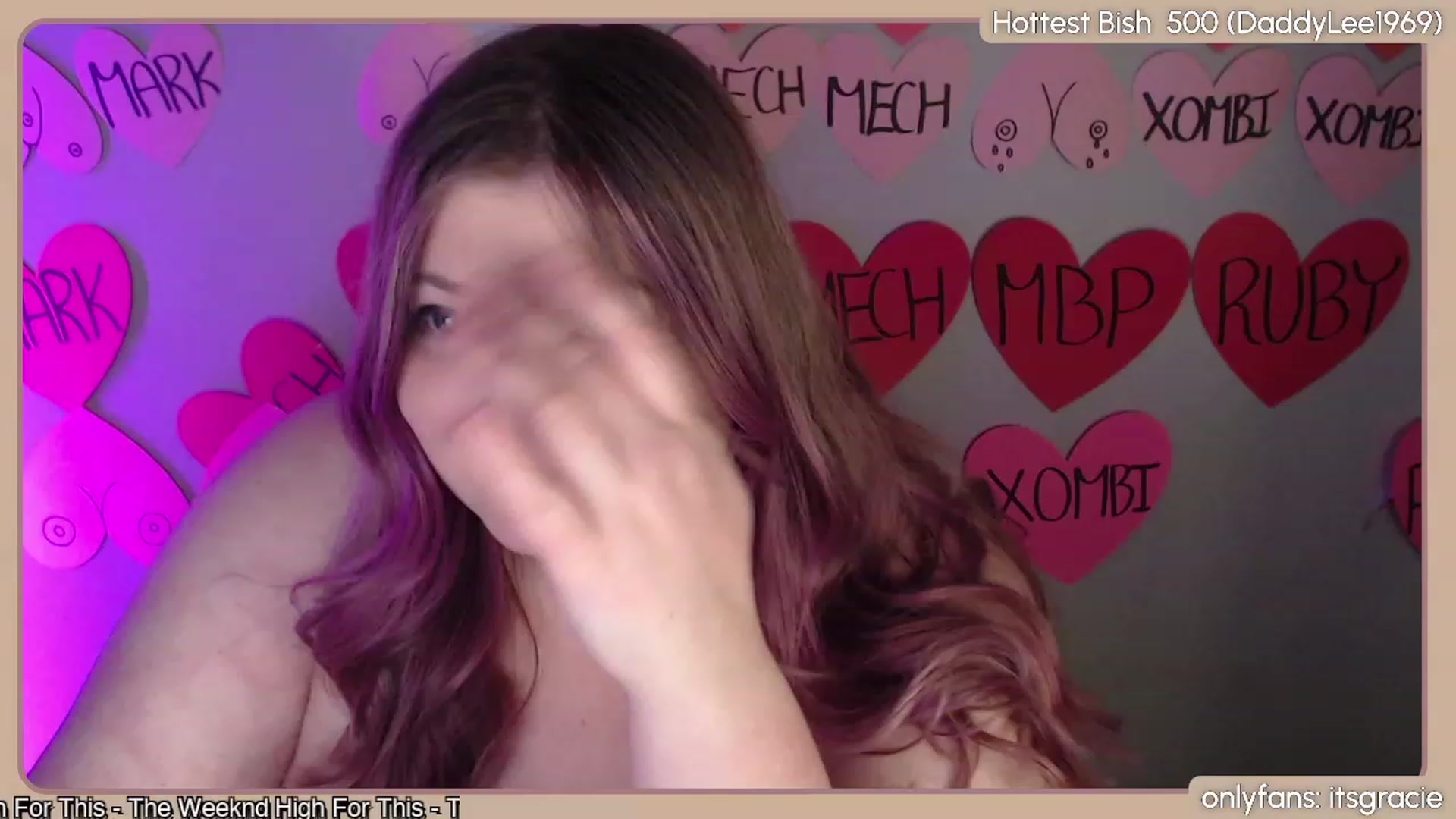Gallery image thumbnail from Gracie's myfreecams stream on, 02/18/2024, 24:01 image 15 of 20