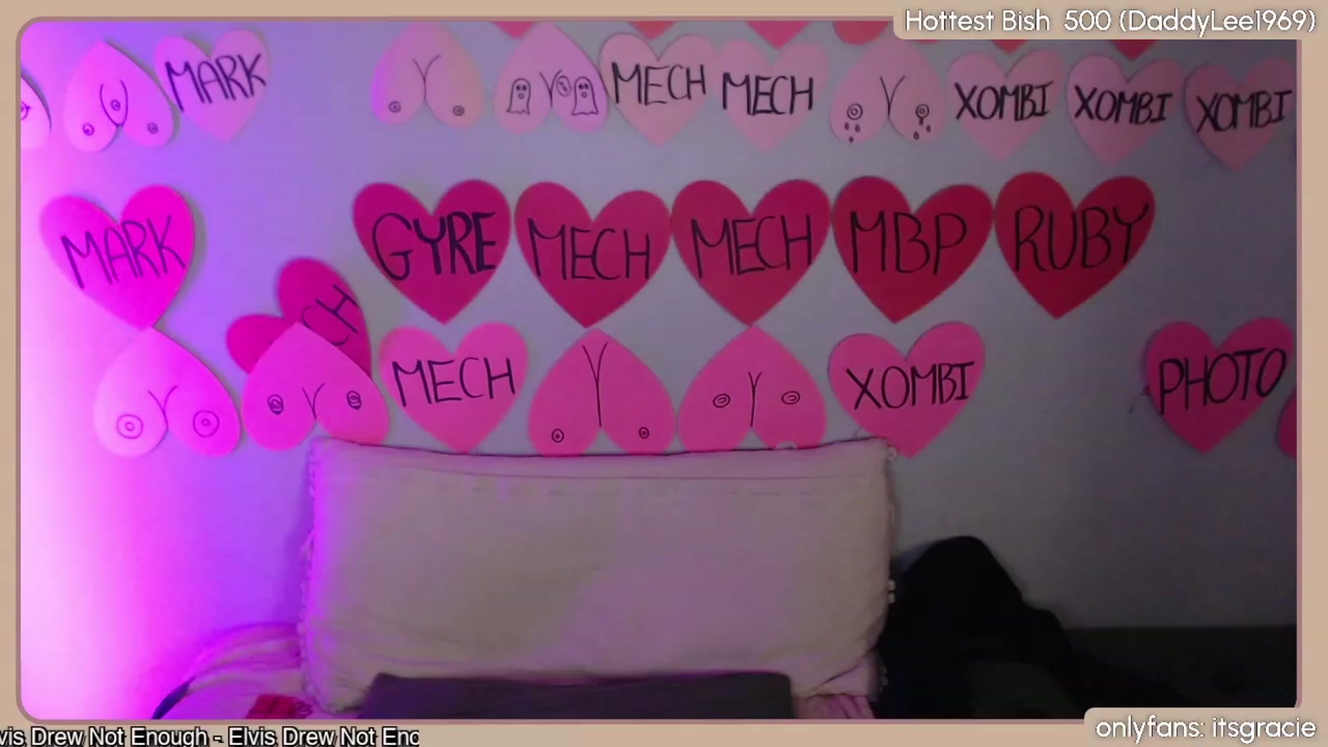 Gallery image thumbnail from Gracie's myfreecams stream on, 02/18/2024, 01:31 image 8 of 20