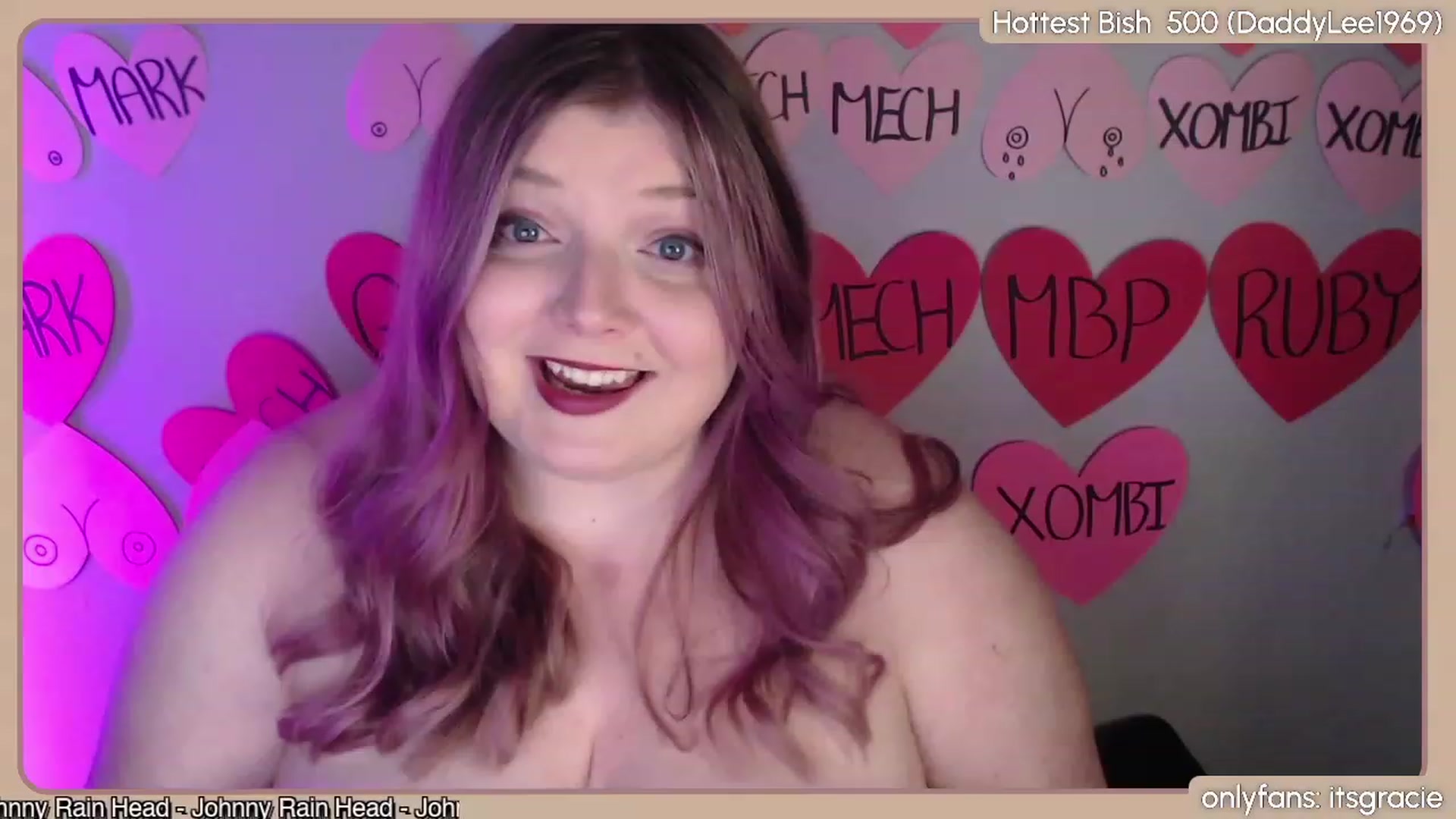 Gallery image thumbnail from Gracie's myfreecams stream on, 02/18/2024, 01:31 image 7 of 20