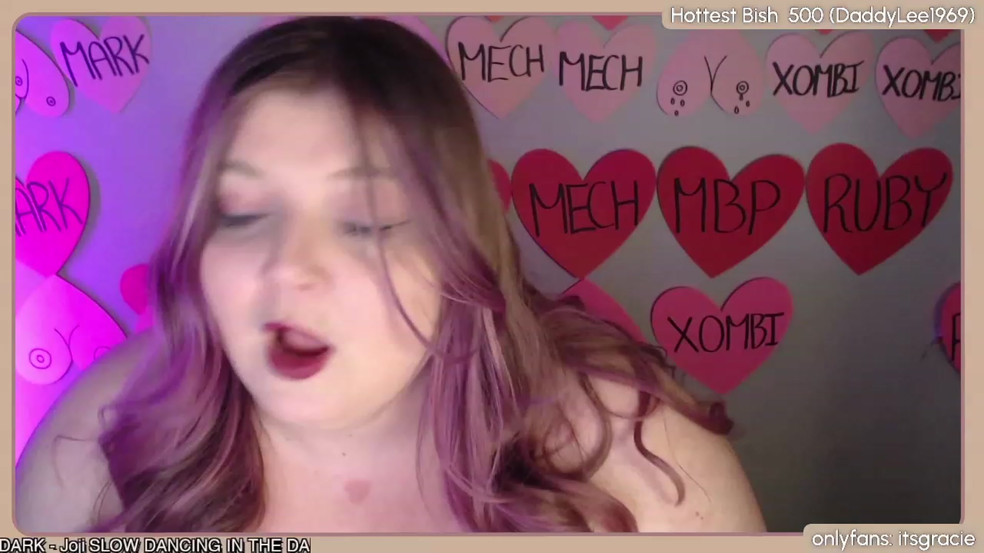 Gallery image thumbnail from Gracie's myfreecams stream on, 02/18/2024, 01:31 image 1 of 20