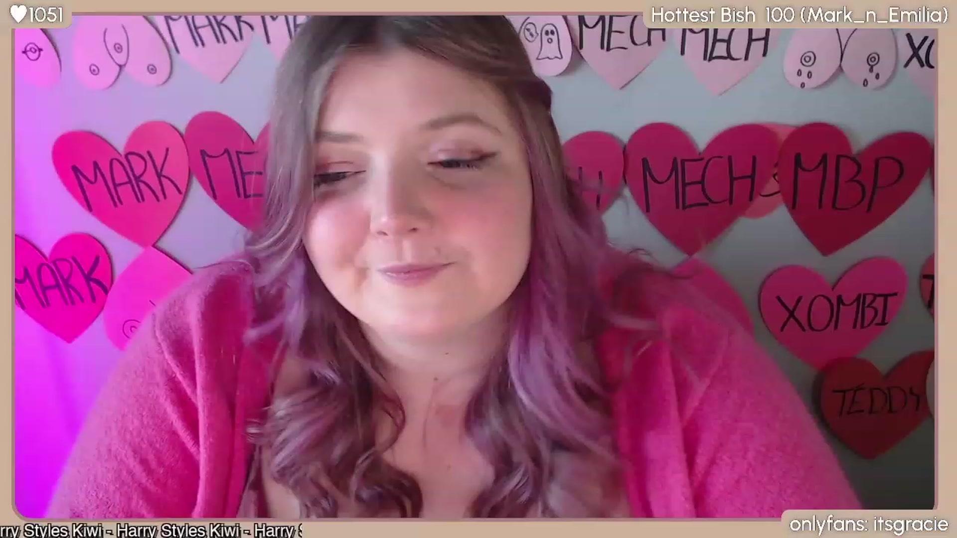 Gallery image thumbnail from Gracie's myfreecams stream on, 02/19/2024, 22:27 image 12 of 20