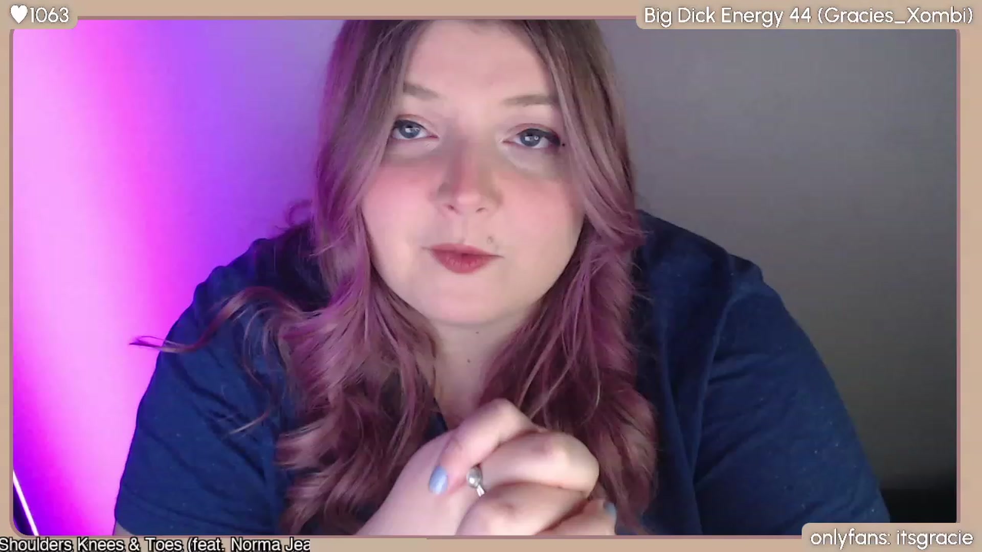 Gallery image thumbnail from Gracie's myfreecams stream on, 02/26/2024, 24:00 image 1 of 20